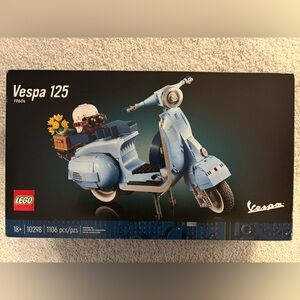 LEGO Vespa 125 - Light Blue